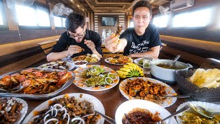 God’s Own Country SOUTH INDIAN SEAFOOD on Houseboat  Backwaters  Kerala India [upl. by Lothario]