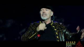 Vasco Rossi  Siamo soli Live Modena Park [upl. by Ben]