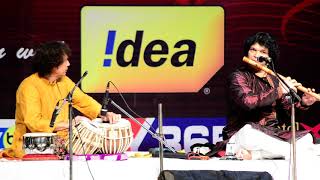 USTAD ZAKIR HUSSAIN amp RAKESH CHAURASIA Jugalbandi [upl. by Almire]